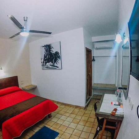 Hotel Cervantino Тапачула Екстер'єр фото