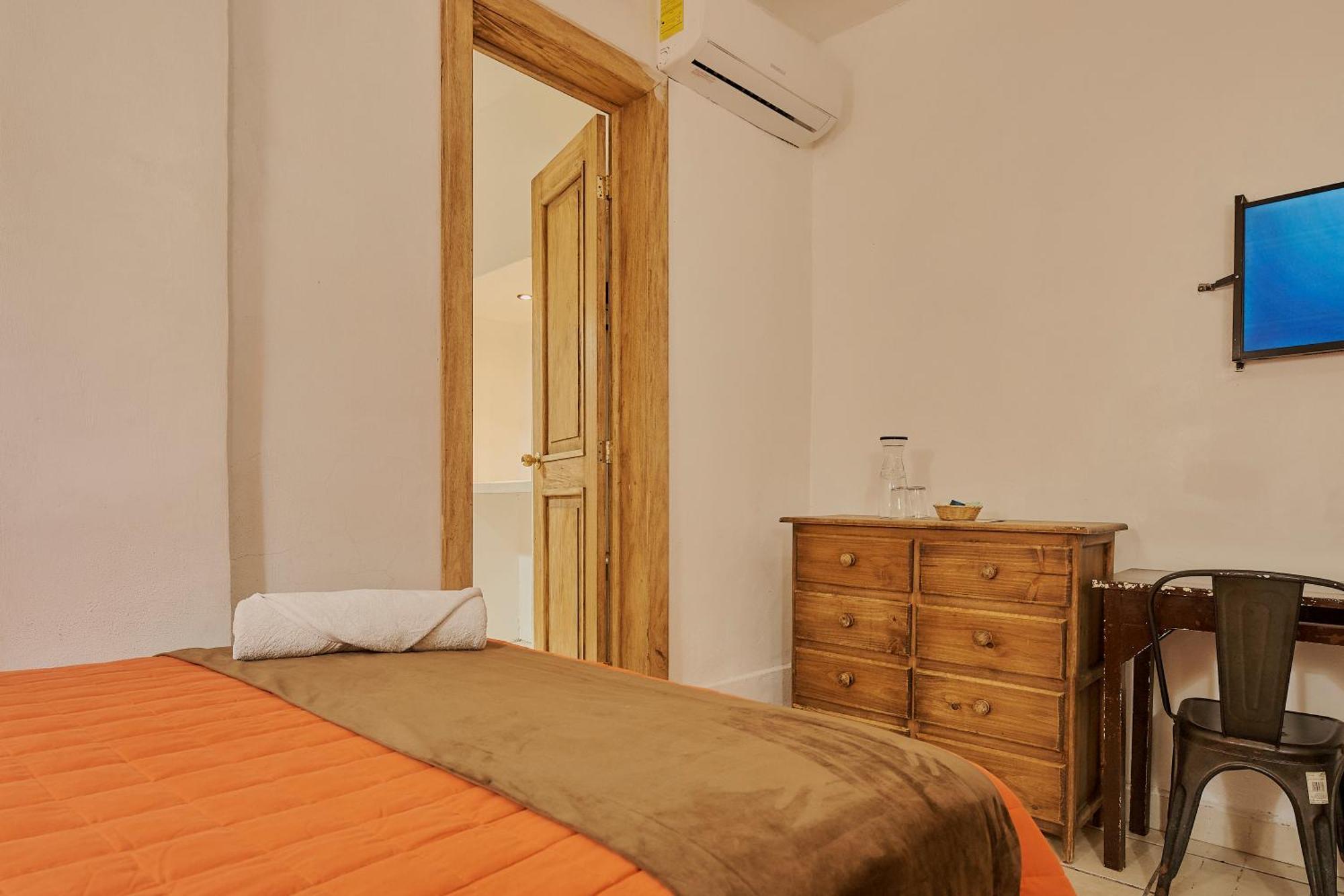 Hotel Cervantino Тапачула Екстер'єр фото
