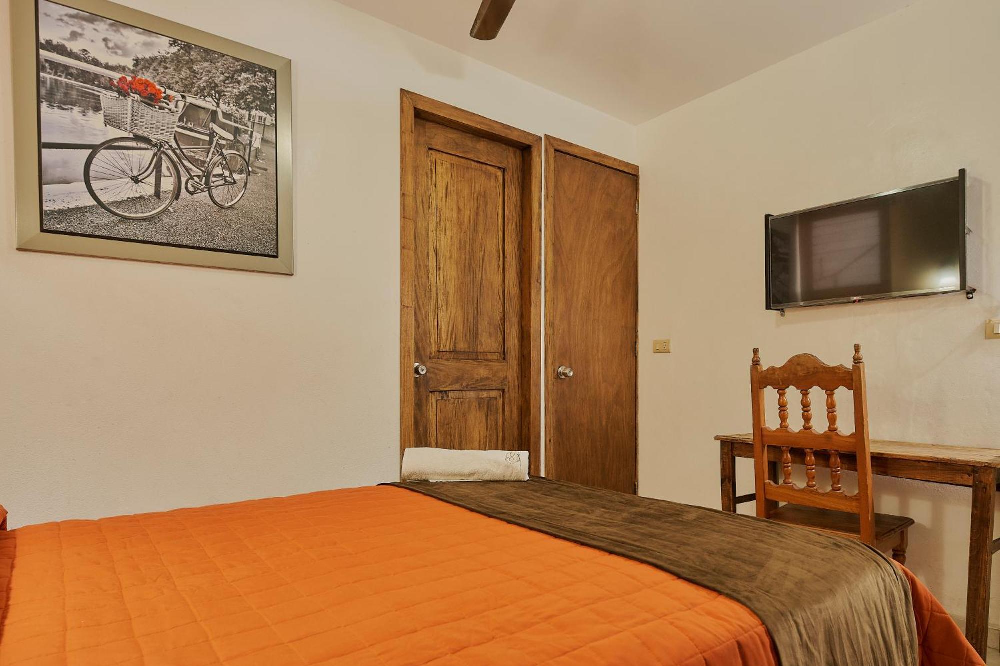 Hotel Cervantino Тапачула Екстер'єр фото